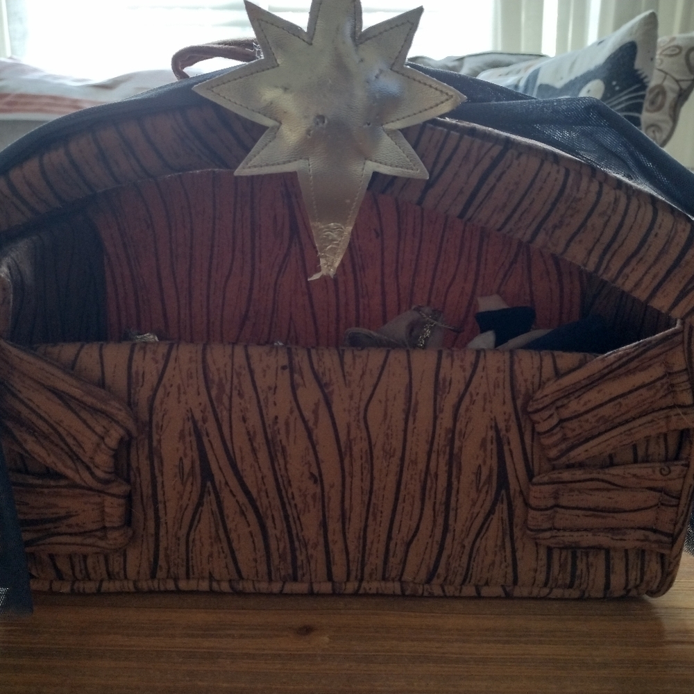 Dan Dee Nativity Set - Picture 6 of 6